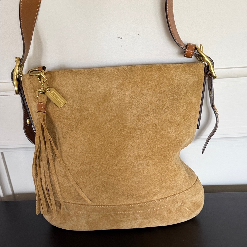 Vintage Coach Kenia suede tassel bag
